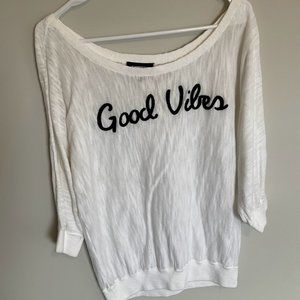 Express good vibes long sleeve